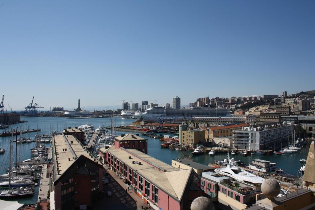 La Superba Rooms & Breakfast Genova Exterior foto